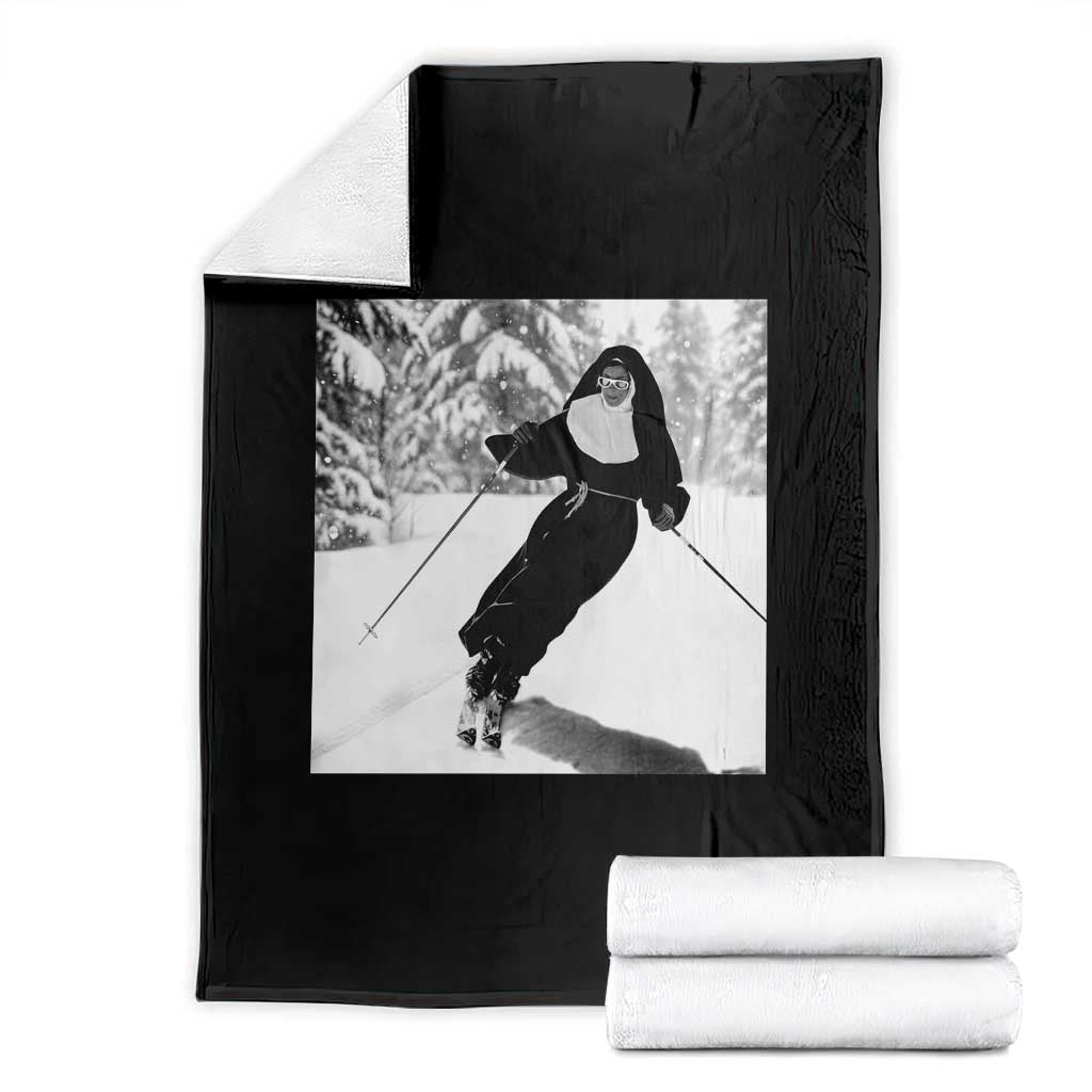 Funny Skiing Nun Graphics Photo Skier Winter Sport Throw Blanket - Wonder Print Shop