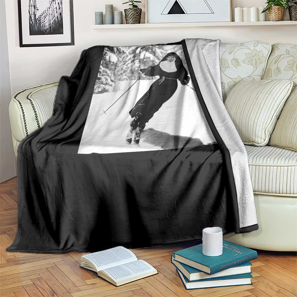Funny Skiing Nun Graphics Photo Skier Winter Sport Throw Blanket - Wonder Print Shop