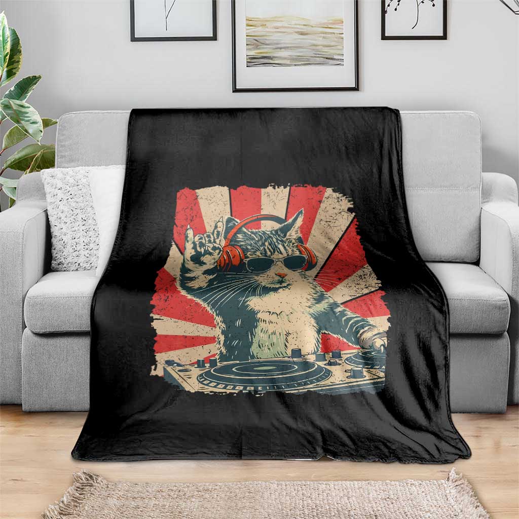 Funny DJ Cat with Headphones Retro Music Lover Throw Blanket