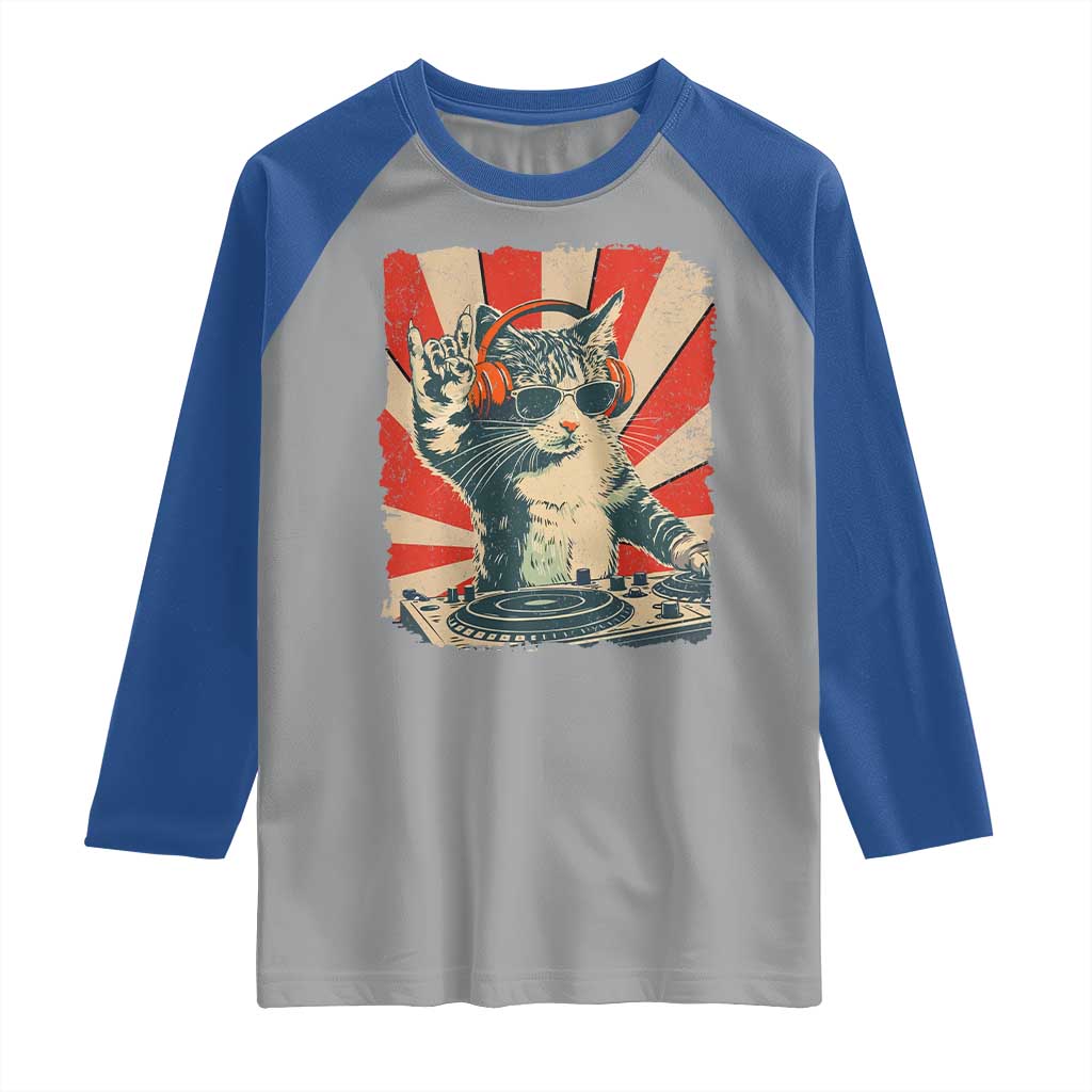 Funny DJ Cat with Headphones Retro Music Lover Raglan Shirt