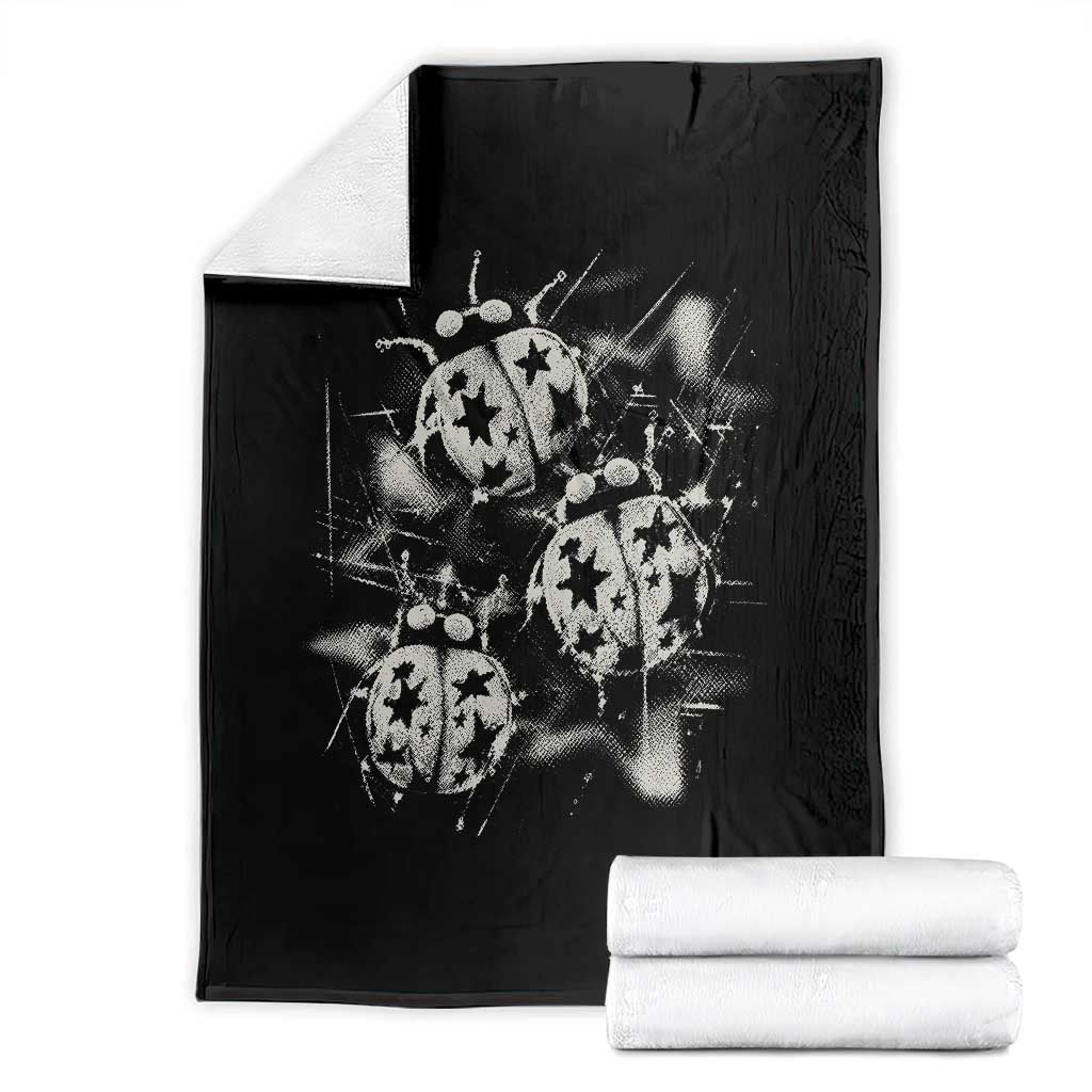 Ladybug Y2k Grunge 2000s Alt 90s Vintage Star Dots Teen Throw Blanket