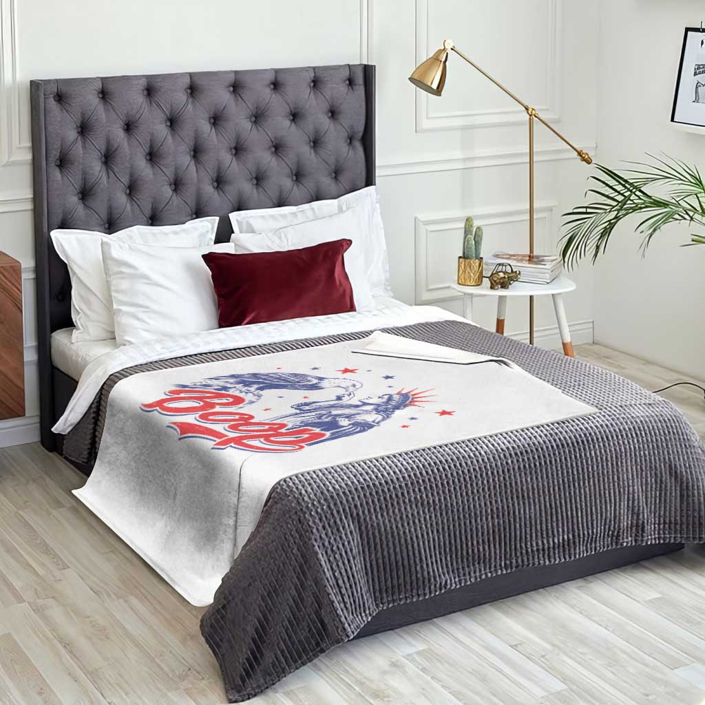 Boop Statue of Liberty and Eagle 4th of July Throw Blanket