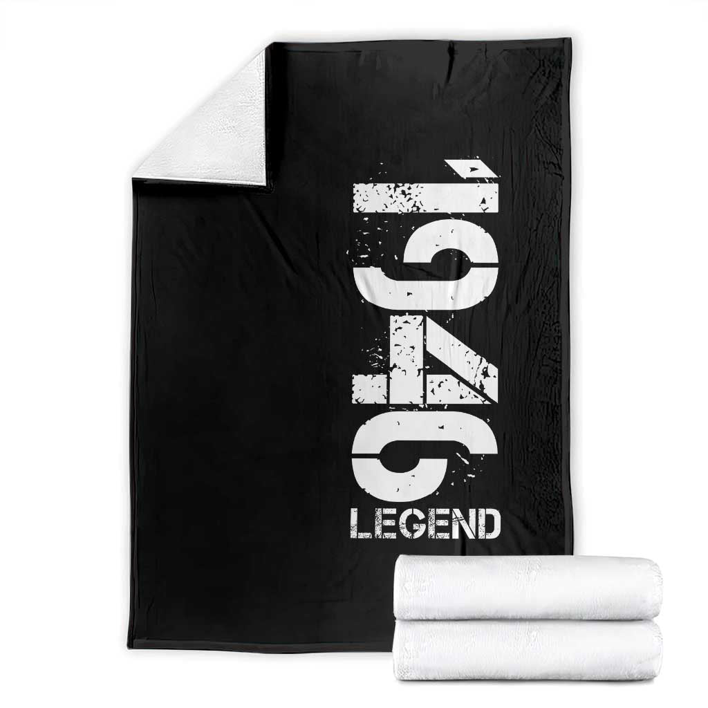 Vintage 1946 Legend Throw Blanket 80th Birthday Gifts Special Milestone
