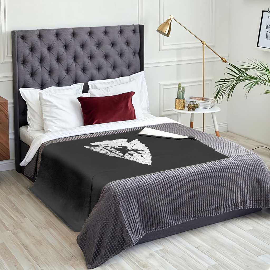 Arrowhead Hunter Indian Chief Relic Hunting Native American Throw Blanket - Wonder Print Shop