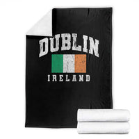 Dublin Ireland Flag Irish Retro Throwback Sports Design Throw Blanket