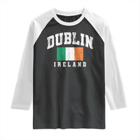 Dublin Ireland Flag Irish Retro Throwback Sports Design Raglan Shirt
