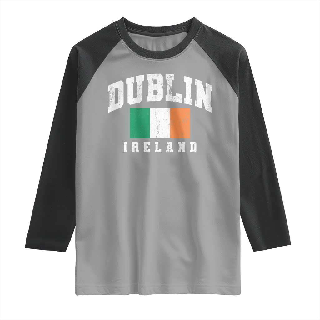 Dublin Ireland Flag Irish Retro Throwback Sports Design Raglan Shirt