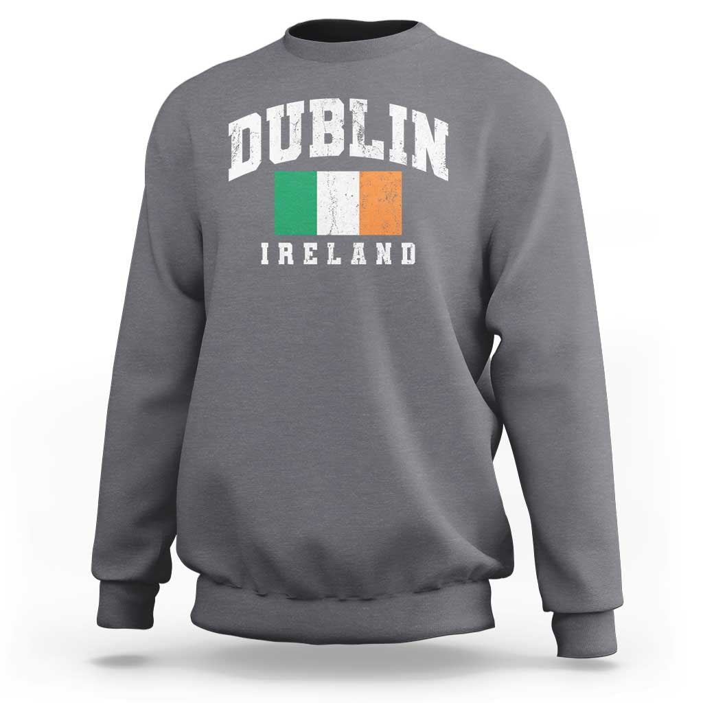 Dublin Ireland Flag Irish Retro Throwback Sports Design Sweatshirt