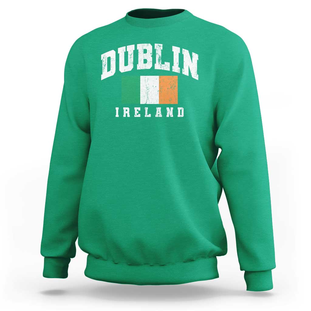 Dublin Ireland Flag Irish Retro Throwback Sports Design Sweatshirt