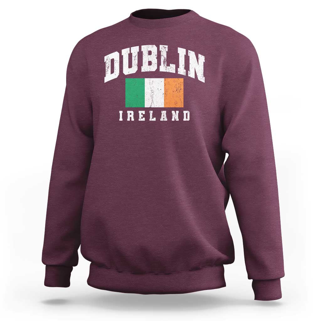 Dublin Ireland Flag Irish Retro Throwback Sports Design Sweatshirt