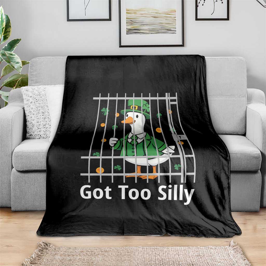 Funny Got Too Silly St Patricks Day Throw Blanket Goose Pun Humor Animal Lovers Shamrock