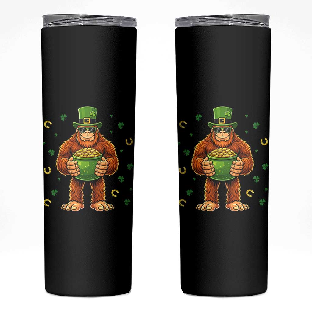 Funny St Patricks Day Bigfoot Lucky Pot Gold Sunglasses Sasquatch Skinny Tumbler