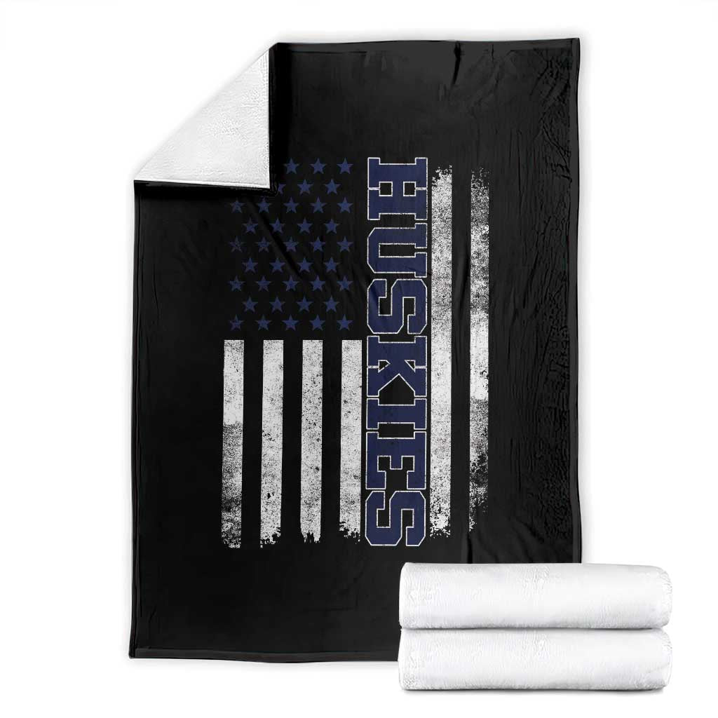 Husky Lover Sports Varsity Aesthetic Letters Vintage American Flag Throw Blanket