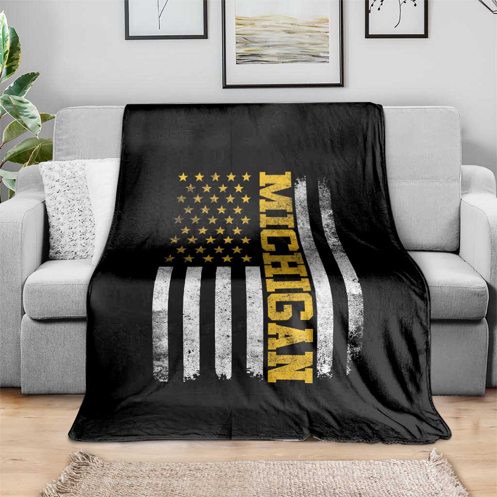 Michigan Pride Throw Blanket Vintage American Flag Distressed Varsity Aesthetic Letters MI State