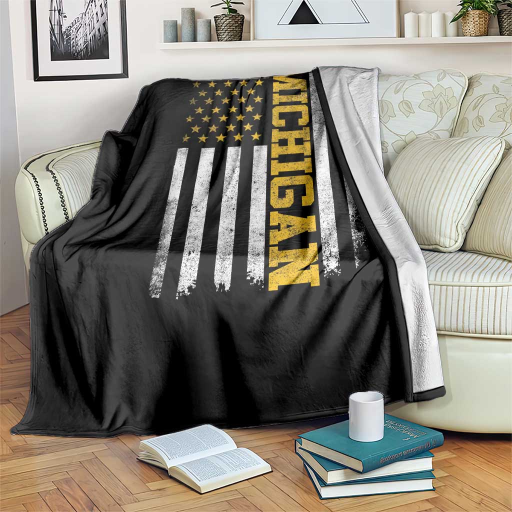 Michigan Pride Throw Blanket Vintage American Flag Distressed Varsity Aesthetic Letters MI State