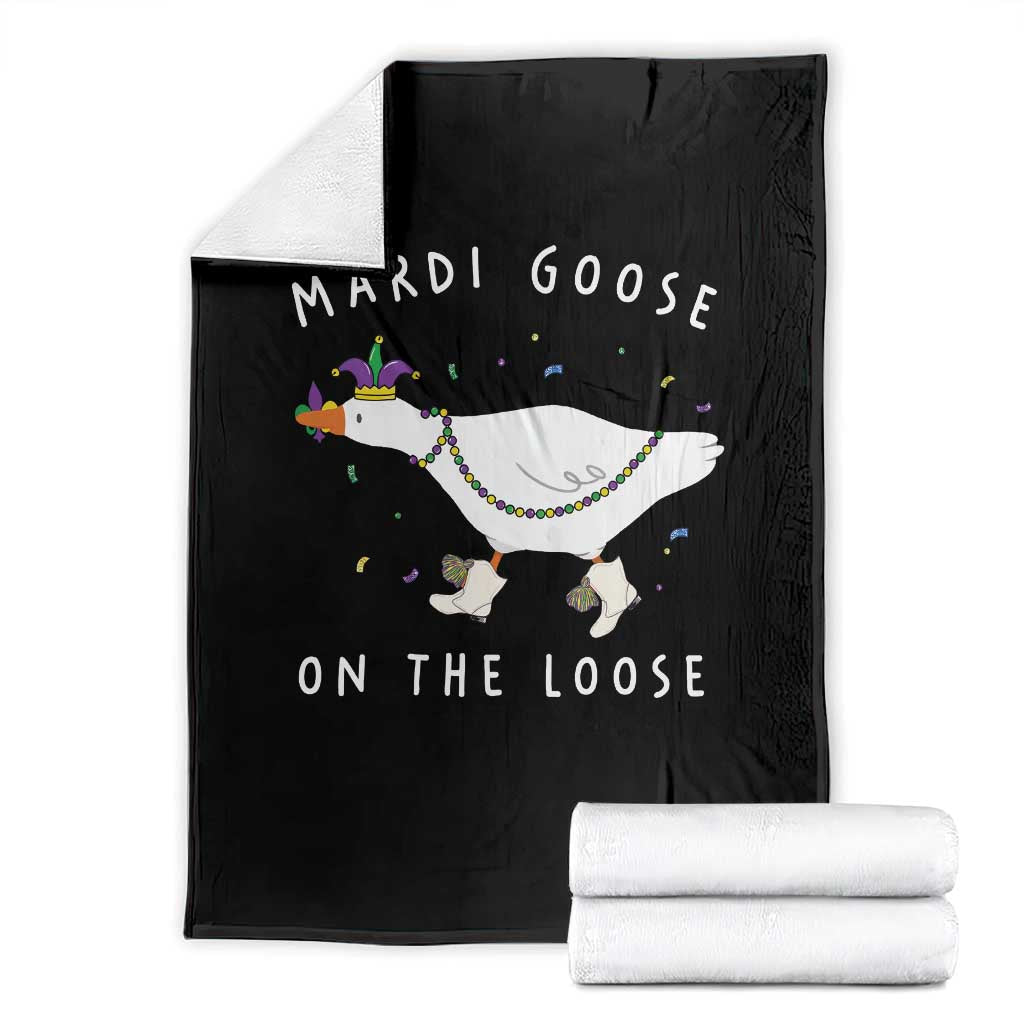 Mardi Goose On The Loose Throw Blanket Funny Mardi Gras Carnival Parade