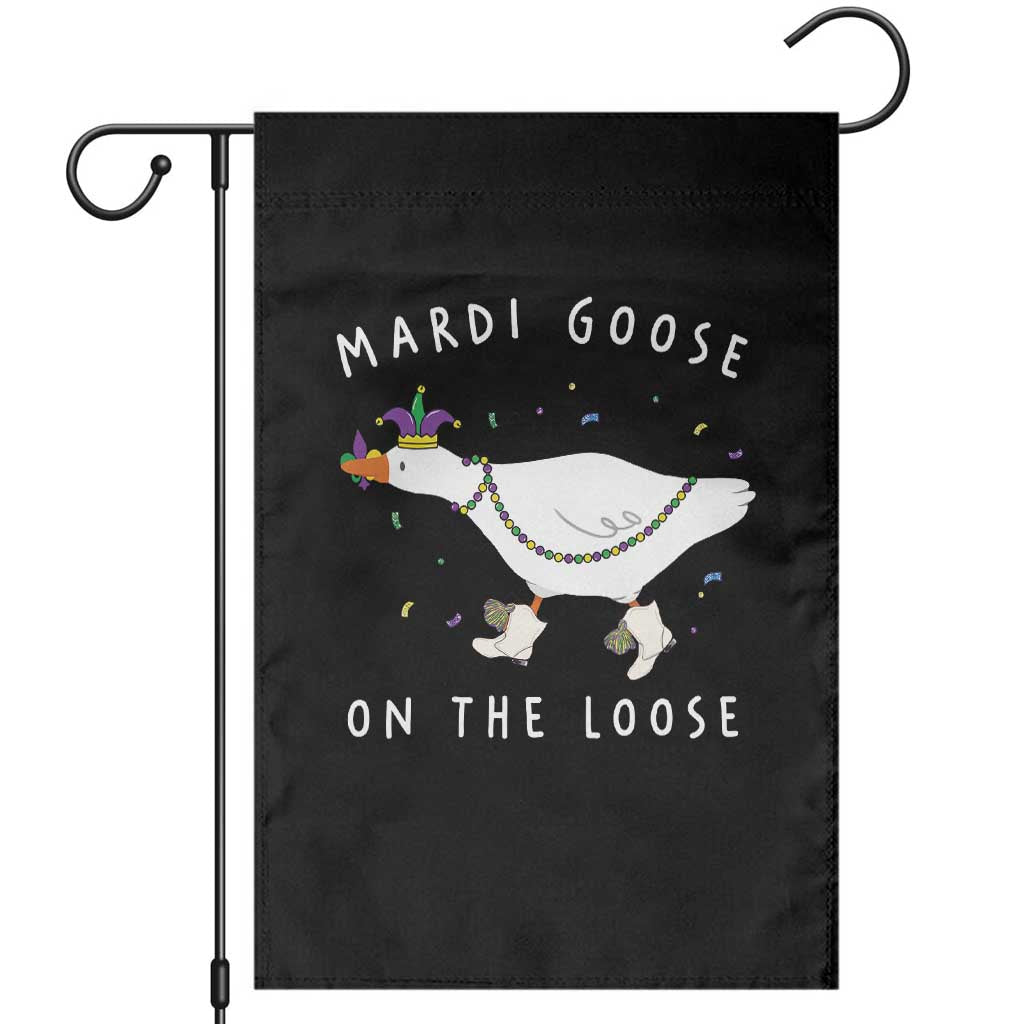 Mardi Goose On The Loose Garden Flag Funny Mardi Gras Carnival Parade