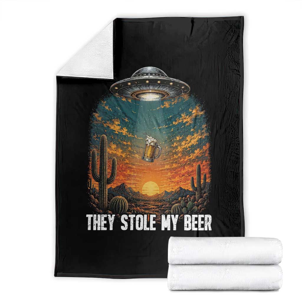 They Stole My Beer Throw Blanket Funny UFO Abducting Beer Mug Vintage Western Gift
