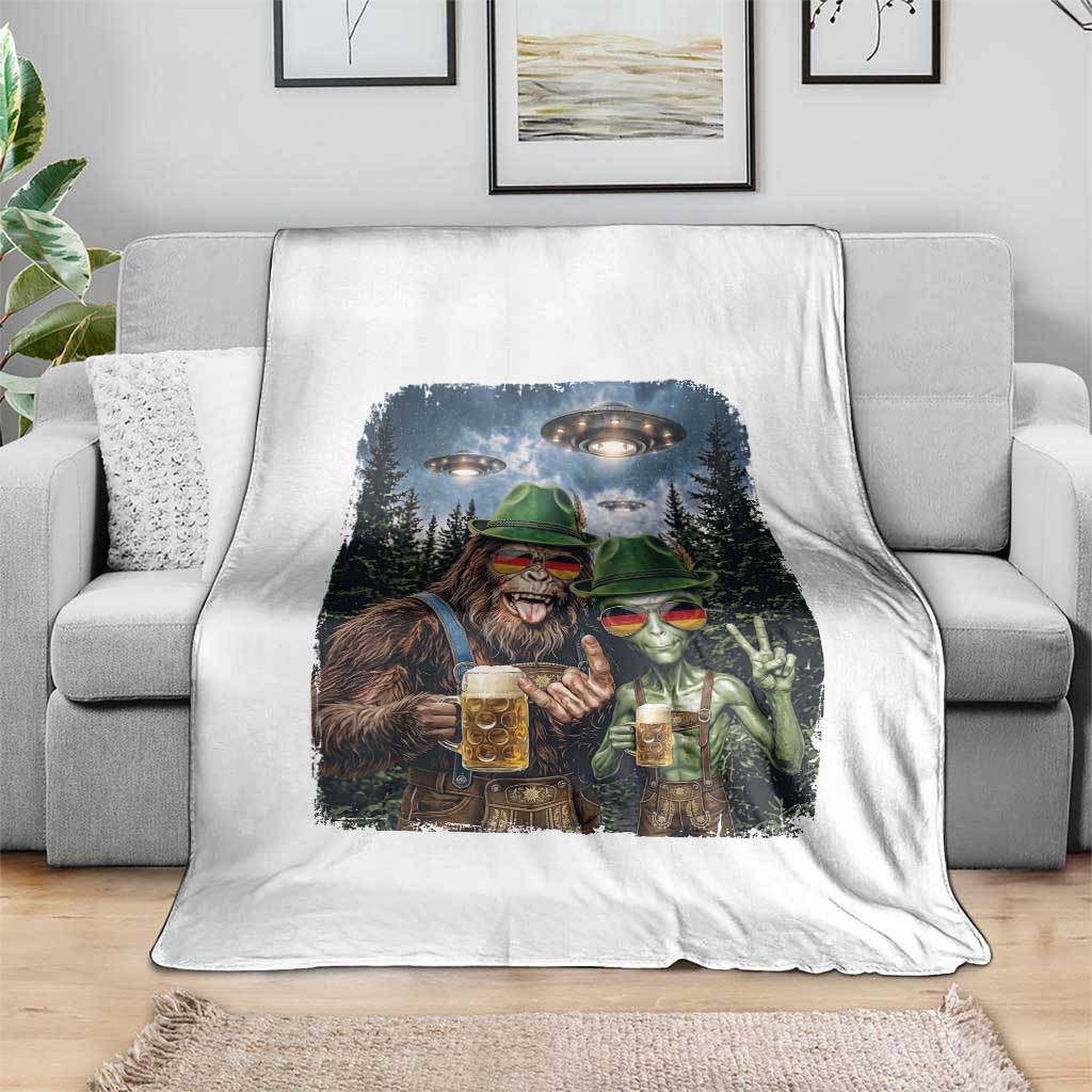 Funny Bigfoot Alien Oktoberfest Throw Blanket Selfie Beer Party German Lederhosen UFO Gift