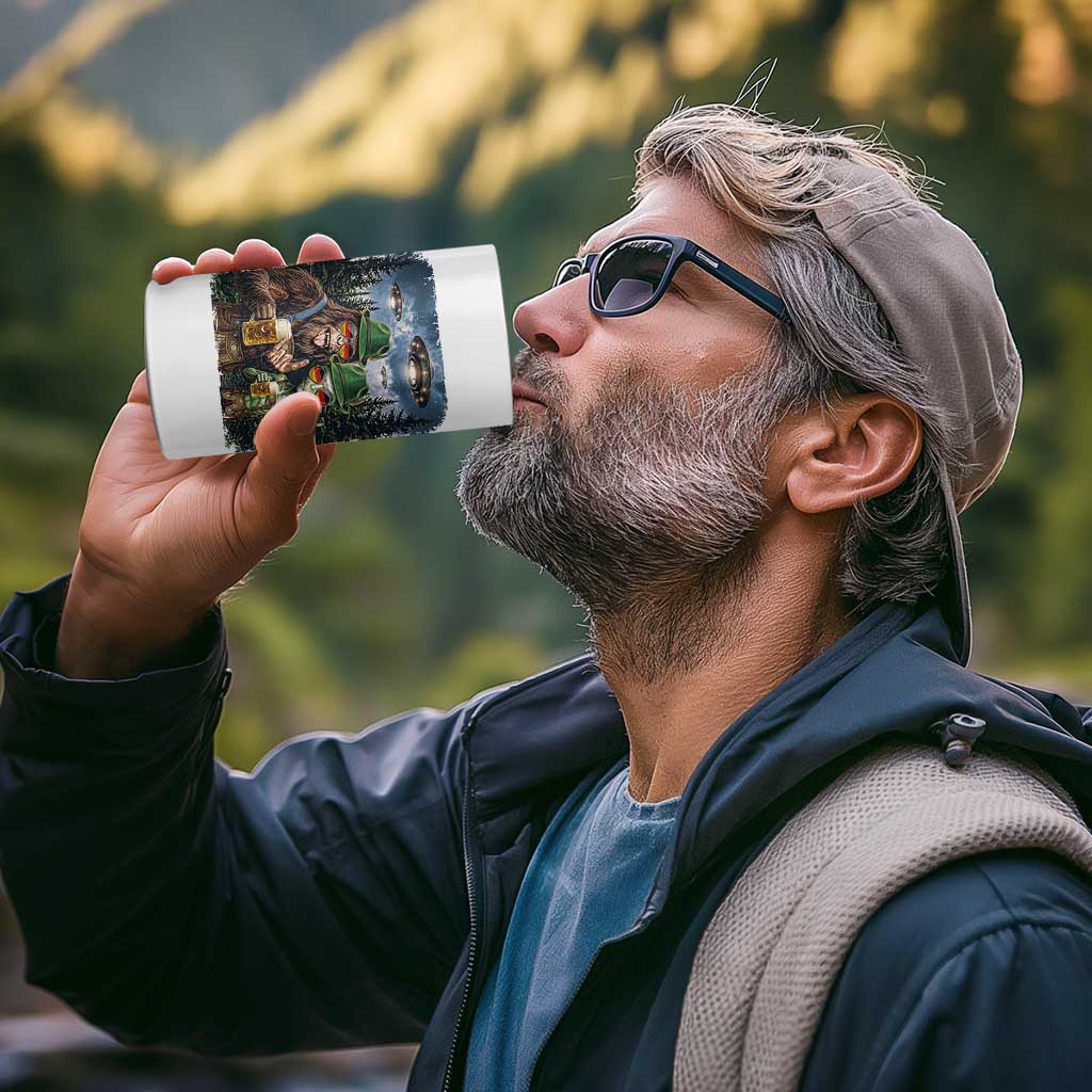 Funny Bigfoot Alien Oktoberfest 4 in 1 Can Cooler Tumbler Selfie Beer Party German Lederhosen UFO Gift