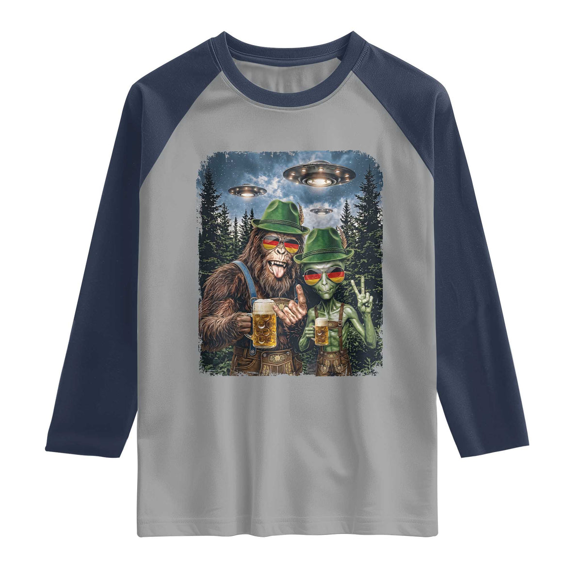 Funny Bigfoot Alien Oktoberfest Raglan Shirt Selfie Beer Party German Lederhosen UFO Gift