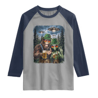 Funny Bigfoot Alien Oktoberfest Raglan Shirt Selfie Beer Party German Lederhosen UFO Gift
