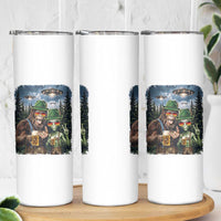 Funny Bigfoot Alien Oktoberfest Skinny Tumbler Selfie Beer Party German Lederhosen UFO Gift