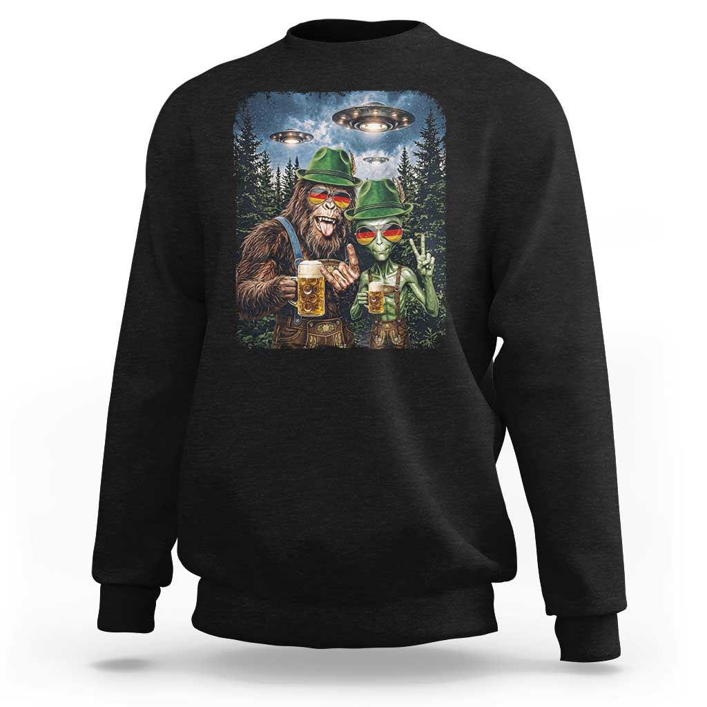 Funny Bigfoot Alien Oktoberfest Sweatshirt Selfie Beer Party German Lederhosen UFO Gift