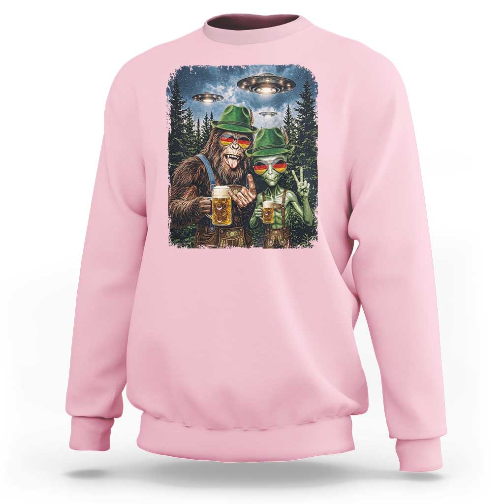 Funny Bigfoot Alien Oktoberfest Sweatshirt Selfie Beer Party German Lederhosen UFO Gift