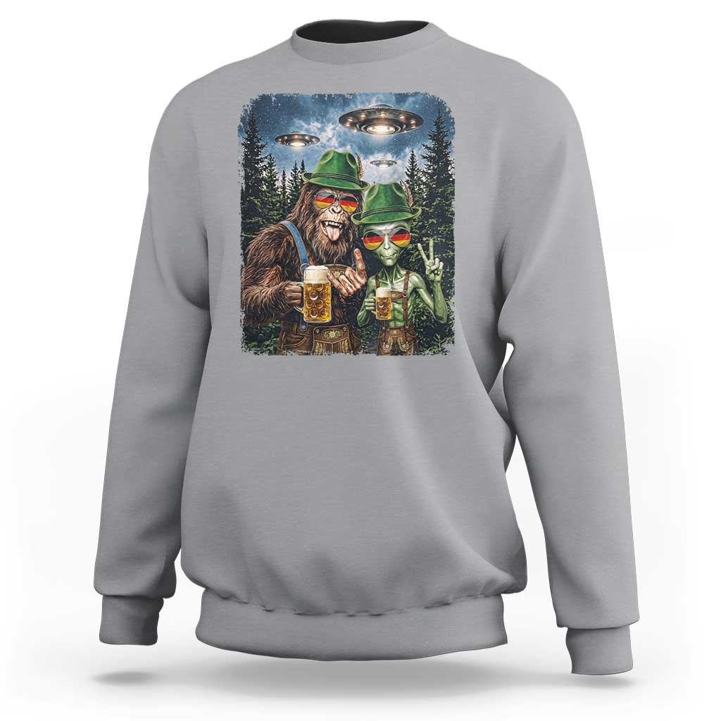 Funny Bigfoot Alien Oktoberfest Sweatshirt Selfie Beer Party German Lederhosen UFO Gift
