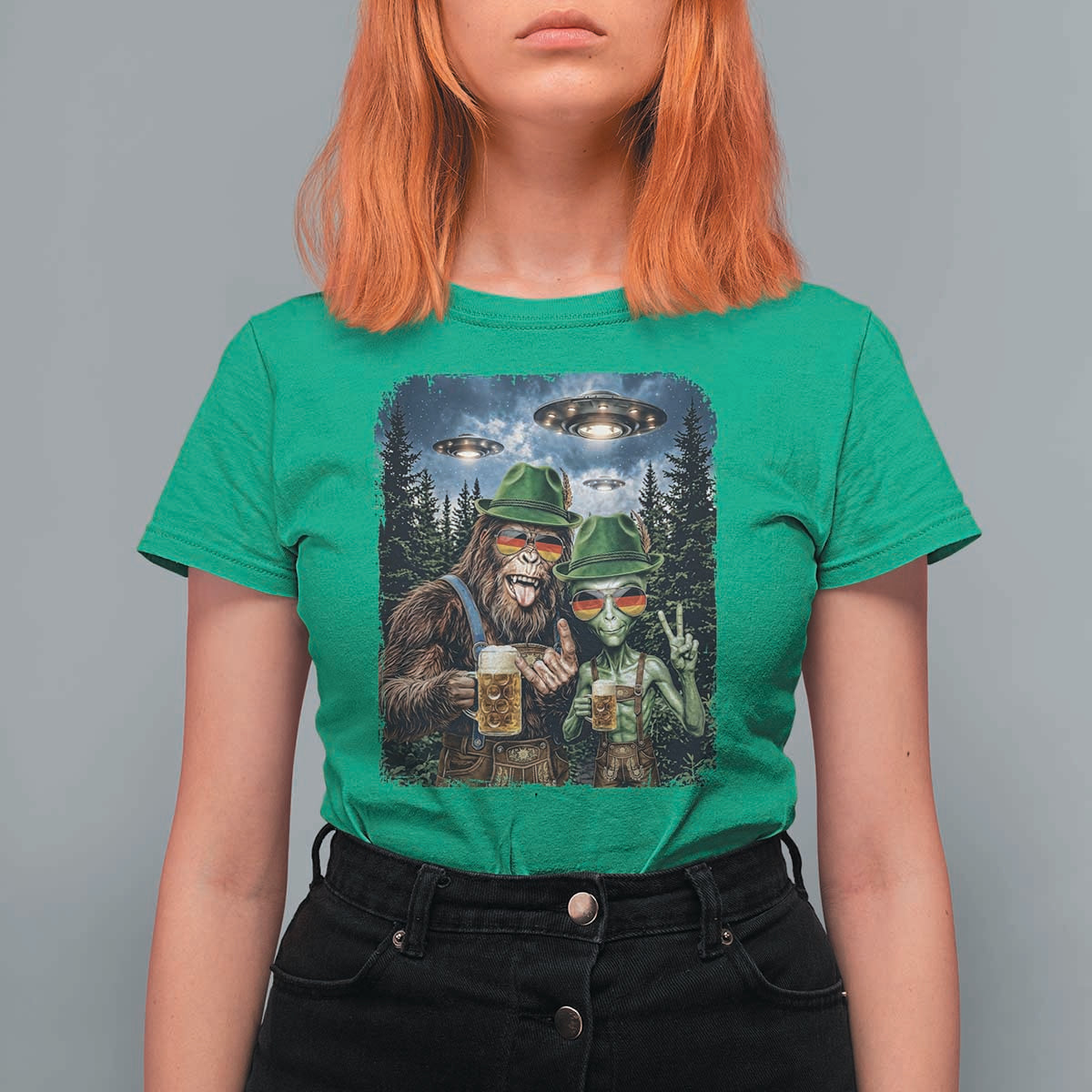 Funny Bigfoot Alien Oktoberfest T Shirt For Women Selfie Beer Party German Lederhosen UFO Gift