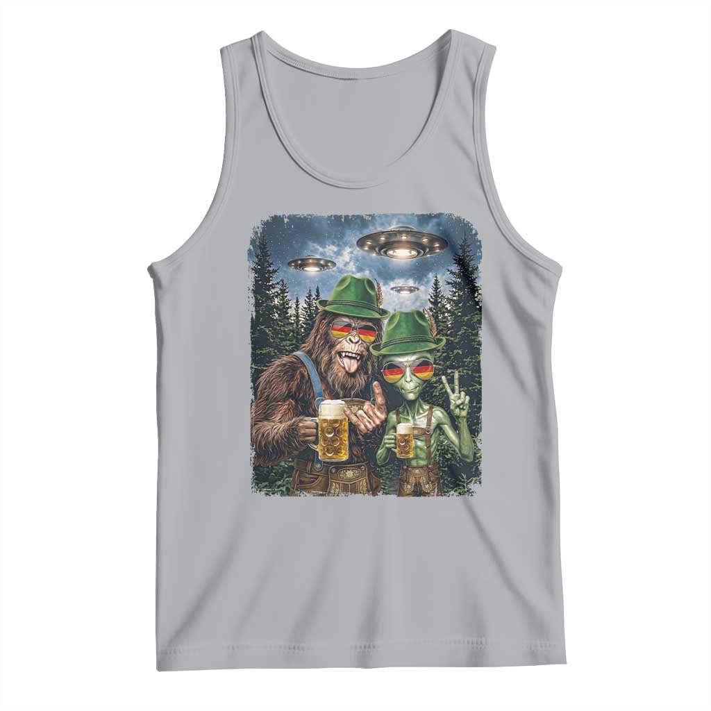 Funny Bigfoot Alien Oktoberfest Tank Top Selfie Beer Party German Lederhosen UFO Gift