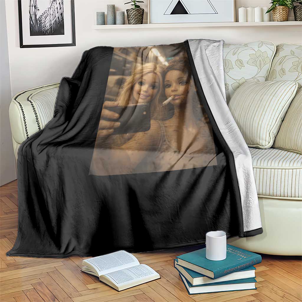 Funny Selfie Doll Meme Throw Blanket Aesthetic Doll Face Graphic