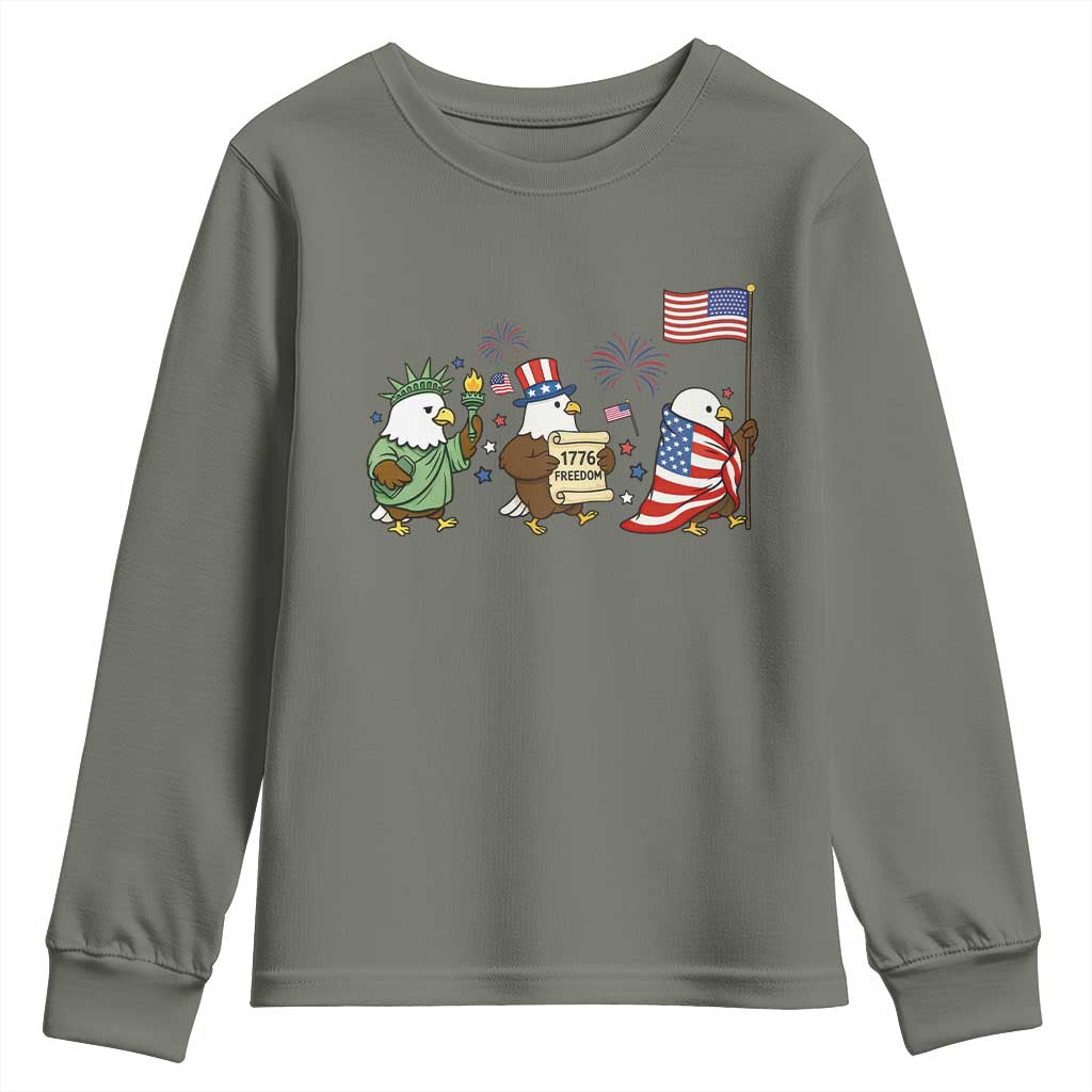 Adorable Patriotic Eagle 250 Years Of Freedom Youth Sweatshirt USA Anniversary Gift