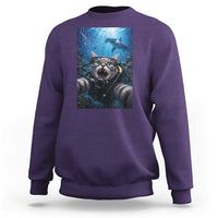 Funny Scuba Diving Cat Selfie With Hammerhead Shark Sweatshirt