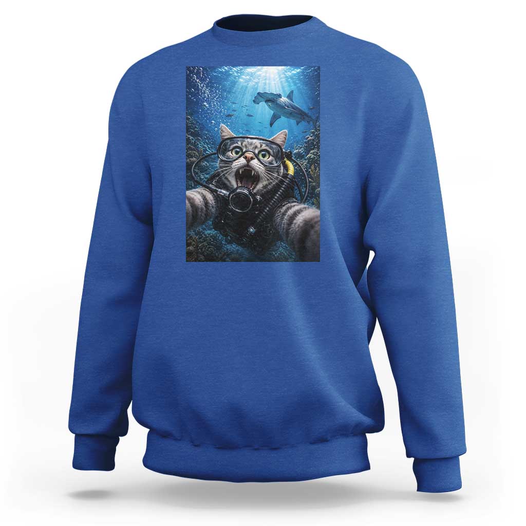 Funny Scuba Diving Cat Selfie With Hammerhead Shark Sweatshirt