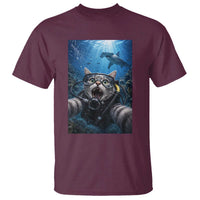 Funny Scuba Diving Cat Selfie With Hammerhead Shark T Shirt