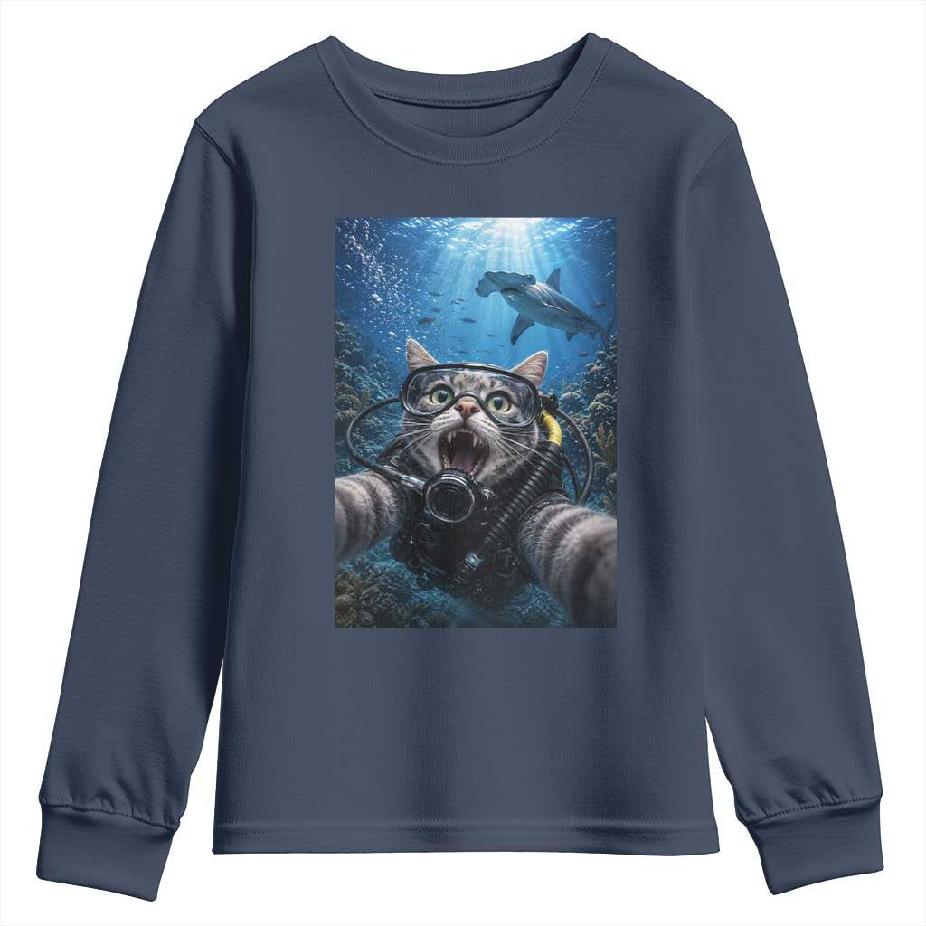 Funny Scuba Diving Cat Selfie With Hammerhead Shark Youth Sweatshirt