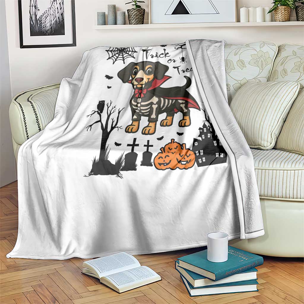Funny Halloween Gift Throw Blanket Trick Or Treat With My Dachshund Dracula - Wonder Print Shop
