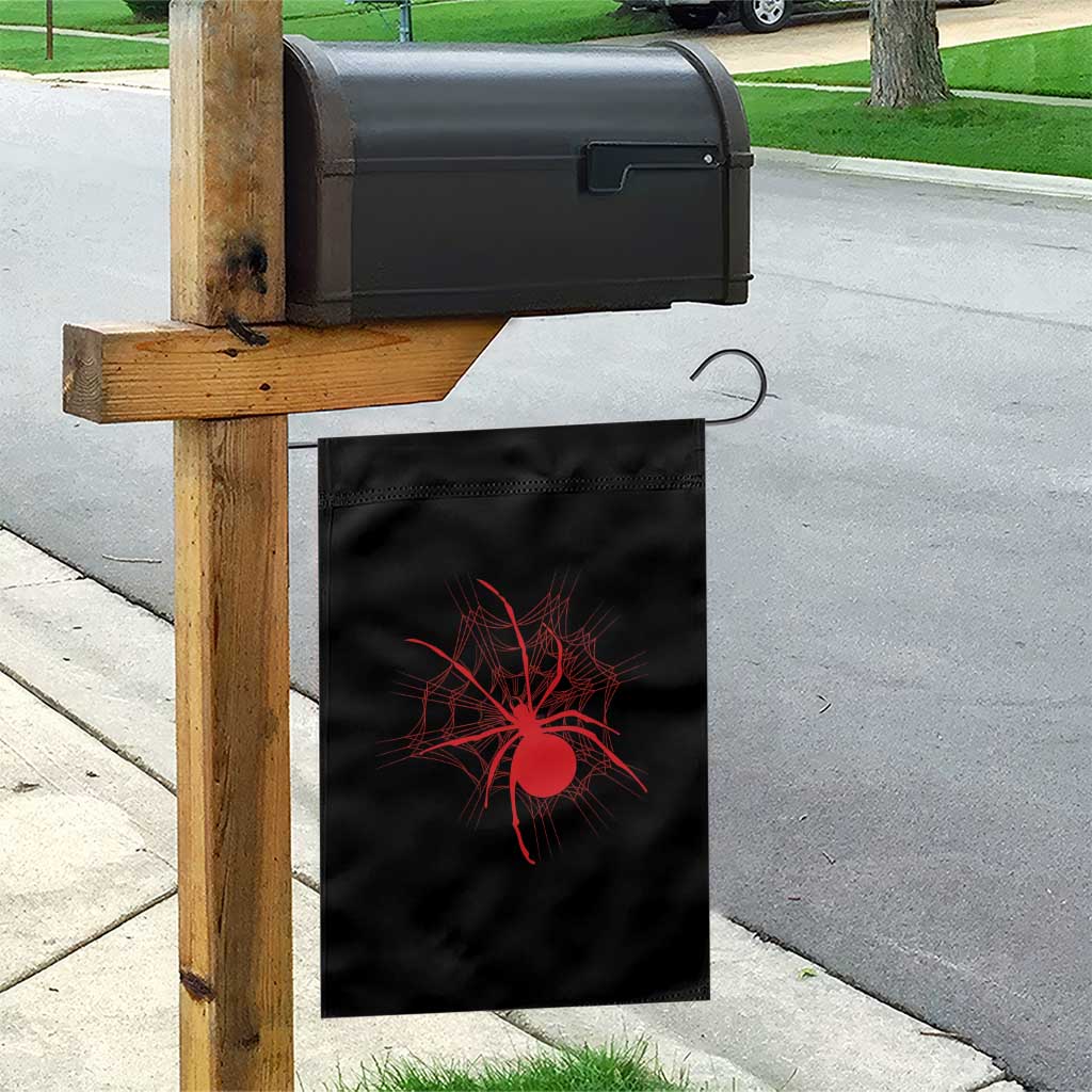Red Black Widow Spider Garden Flag Gothic Spider Web Vintage Horror Gift