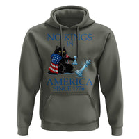 Funny Protest Chess Cat No Kings In America Hoodie Political Humor Gift