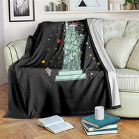 Statue Of Liberty Six Seven Meme Throw Blanket Gen Alpha 67 Trend Christmas Gift - Wonder Print Shop