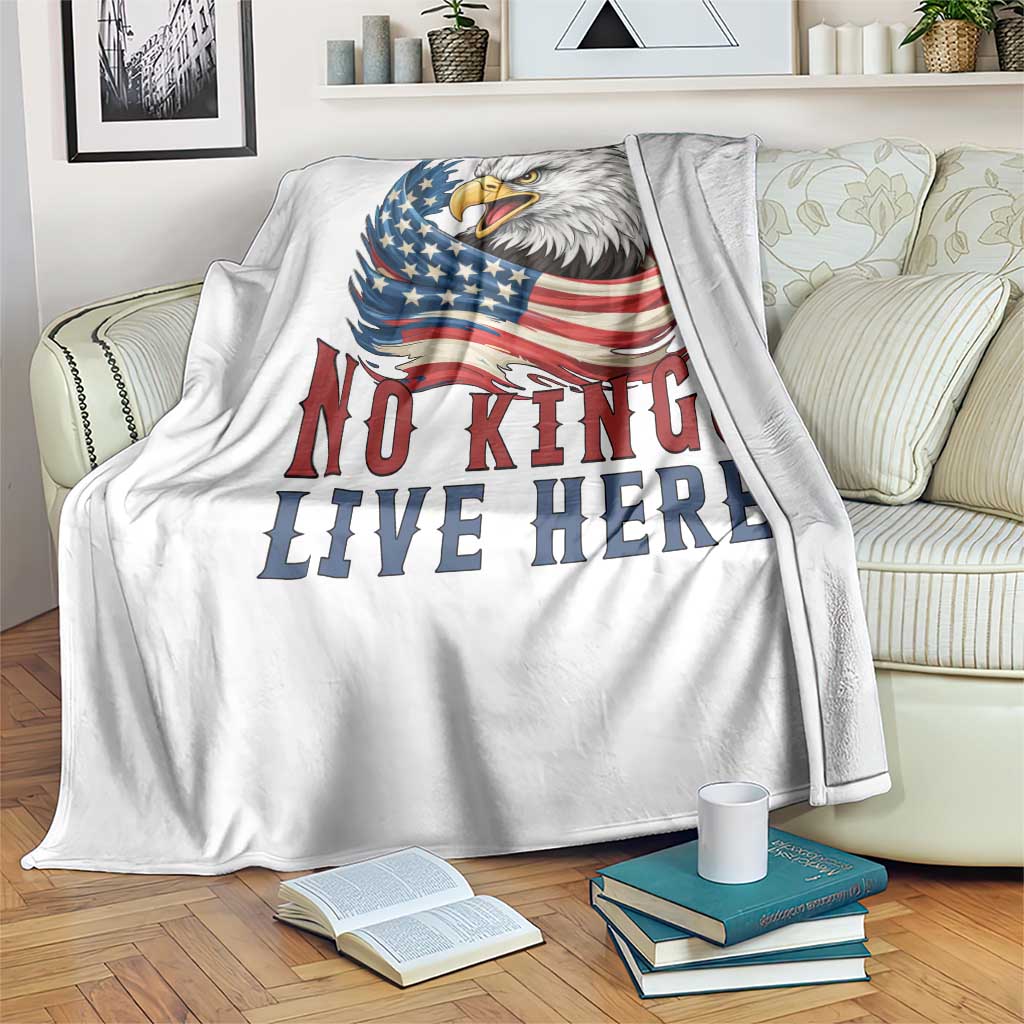 No Kings Live Here Throw Blanket Patriotic American Eagle