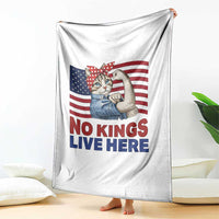 No Kings Live Here Throw Blanket Funny Rosie The Riveter Cat Feminist Gift