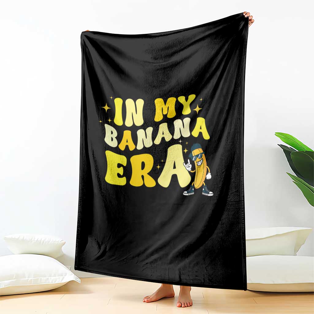 Funny In My Banana Era Graphic Throw Blanket Retro Fruit Lover