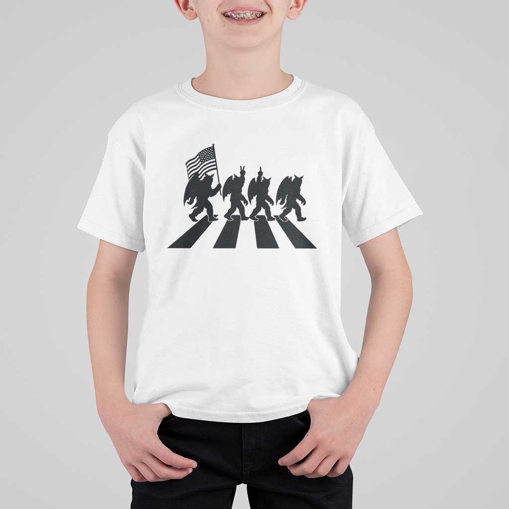 Funny Patriotic Mothman T Shirt For Kid Cryptid Lover Gift