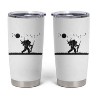 Bigfoot Hunting With Rifle Tumbler Cup Funny Outdoor Hunter Gift