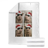 Cute Pig Christmas Selfie Throw Blanket Funny Holiday Photobooth Gift - Wonder Print Shop