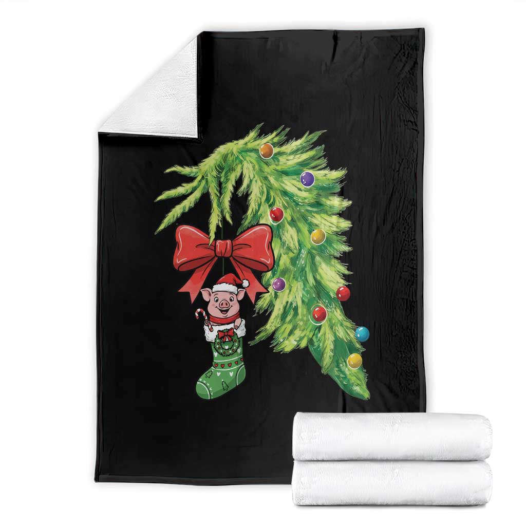Funny Christmas Pig In Green Hand Naughty Throw Blanket Pet Lover Gift - Wonder Print Shop