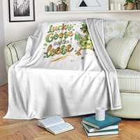 Retro Clover Duck Throw Blanket Lucky Goose On The Loose